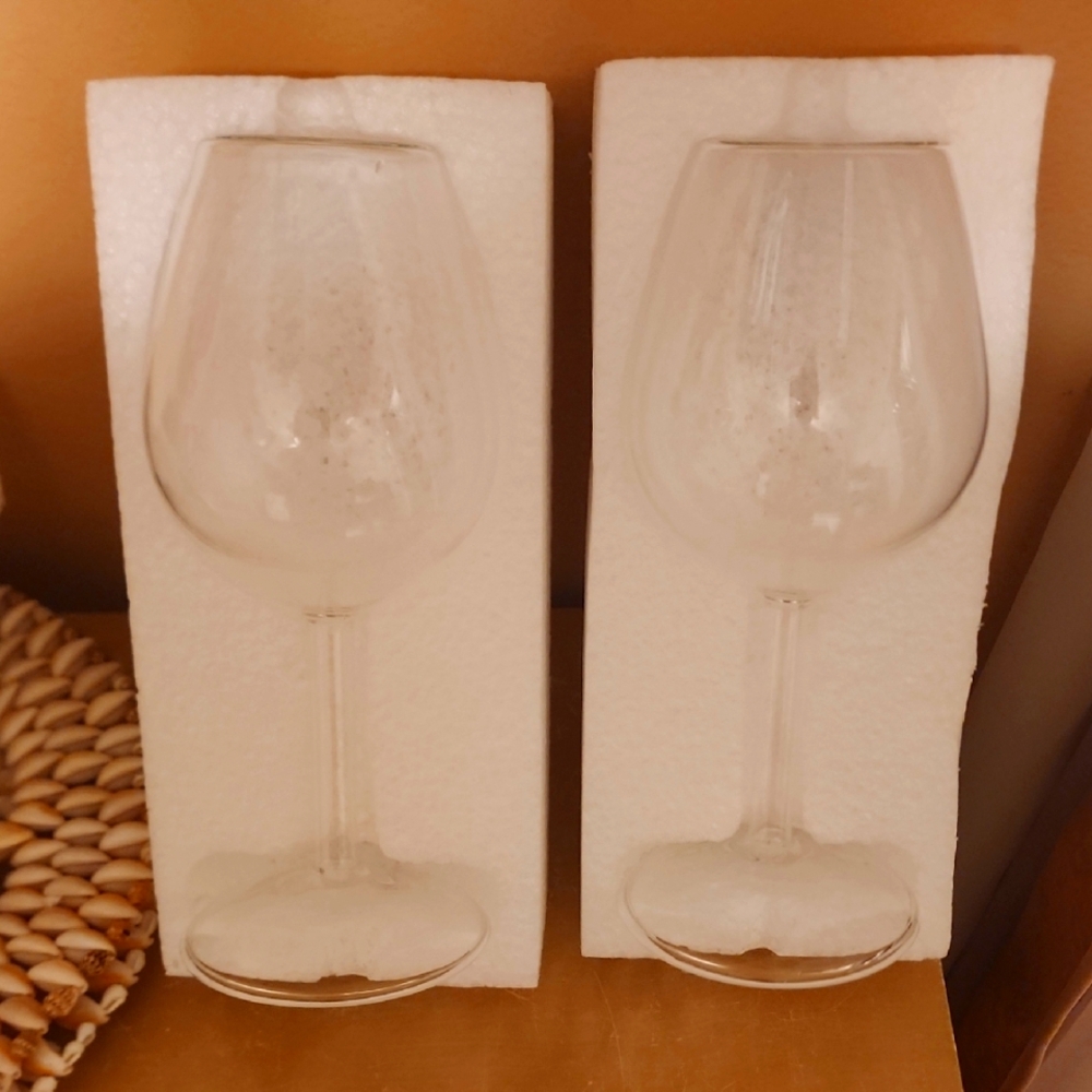Upside Down Wine Glass